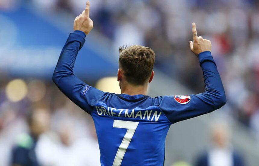 Antoine Griezmann de dos