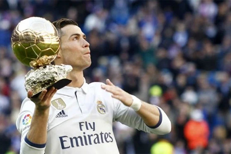 Cristiano Ronaldo s'autoproclame meilleur joueur de l’histoire