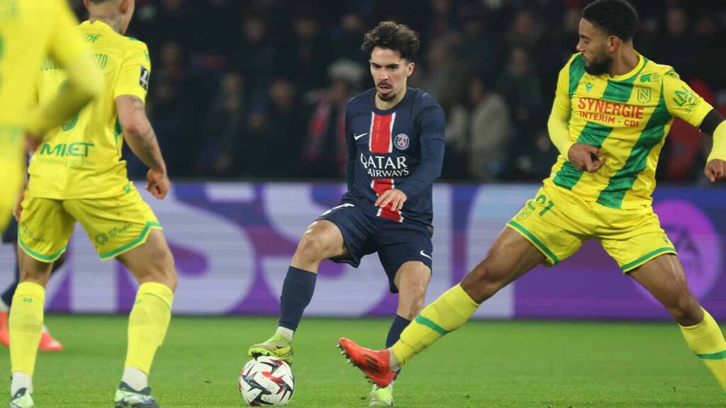 Nantes - PSG : Le report du match fait polémique !
