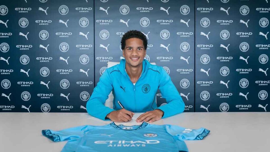 Manchester City : Les 8 futurs cracks qui vont bientôt faire du bruit