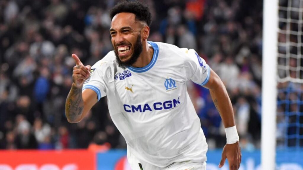Officiel : Aubameyang retourne à Marseille
