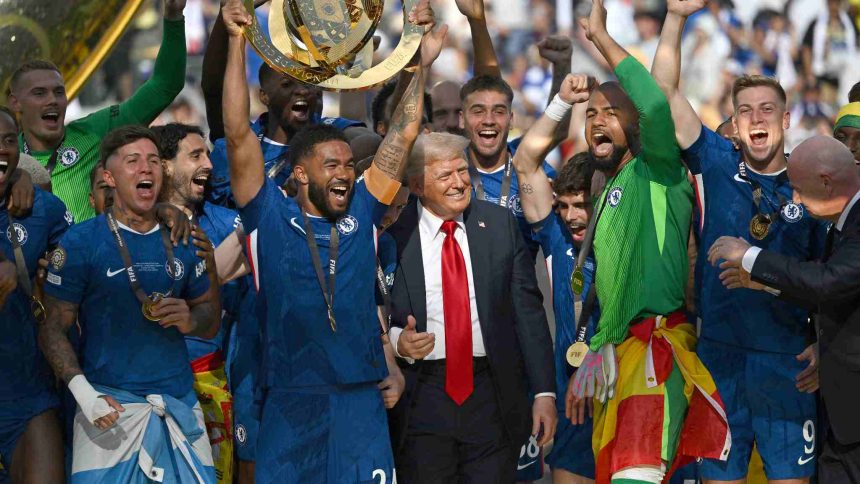 Coupe du Monde des Clubs 2025 : Chelsea soulève un « faux » trophée