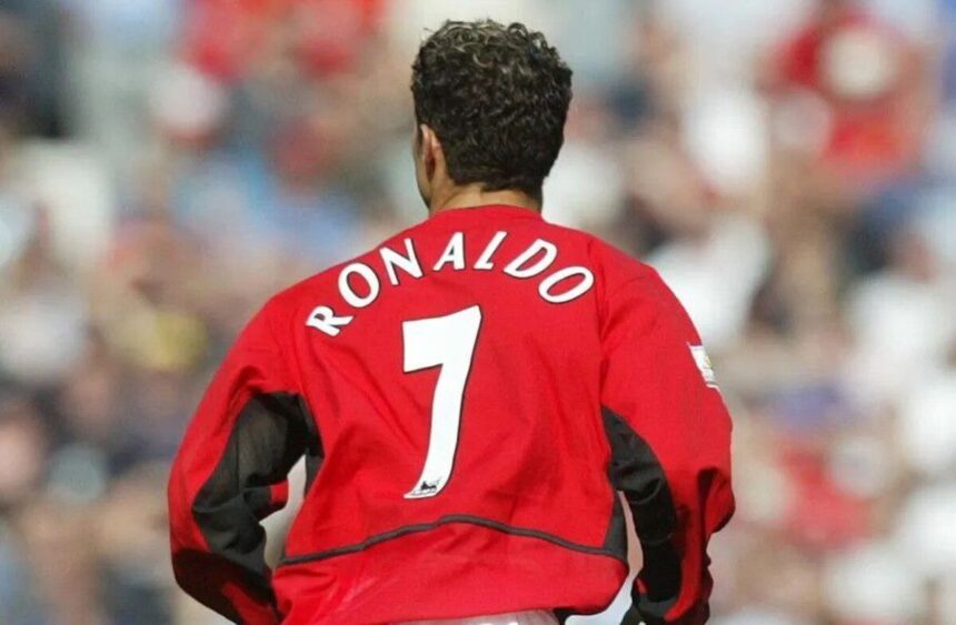 Man United : pourquoi les maillots de Cristiano Ronaldo ne sont plus vendus ?