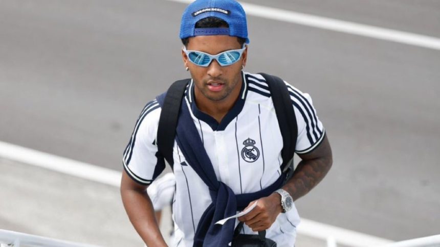 Rodrygo attire Liverpool