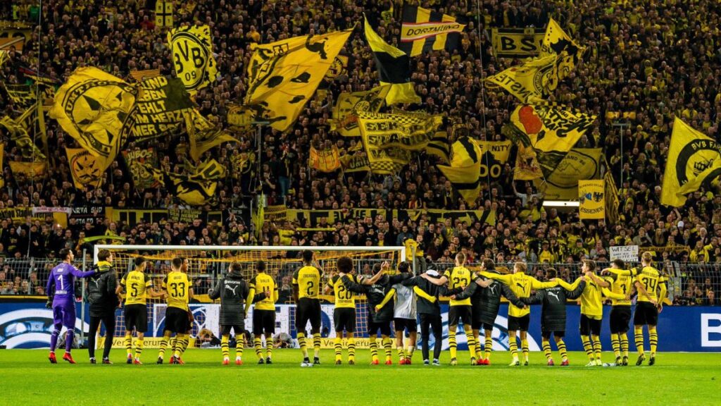 L'Influence des Supporters : le 12ᵉ homme sur le terrain