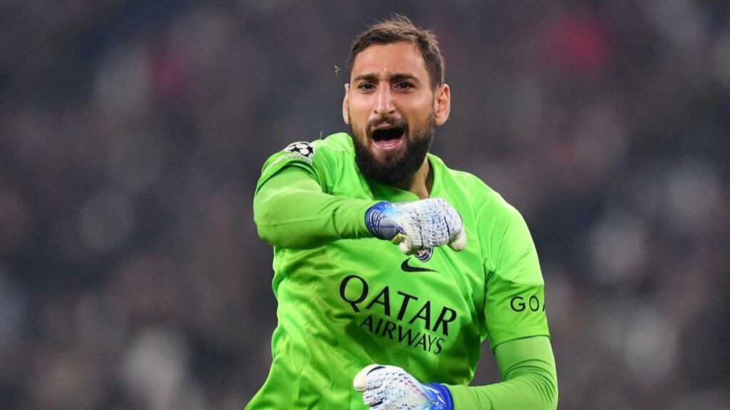 PSG : les supporters rendent hommage à Donnarumma