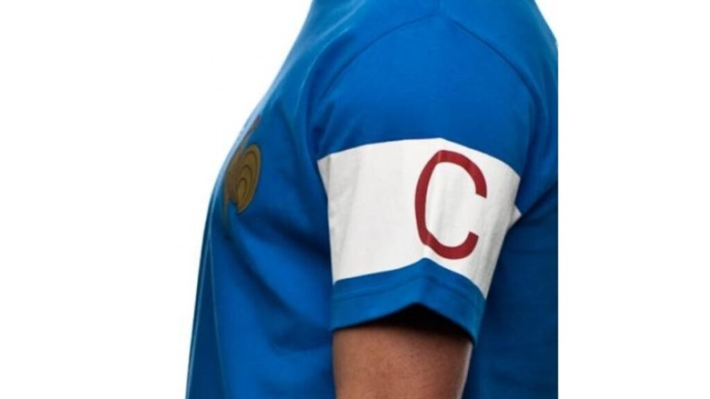 Rôle du capitaine d'équipe en football