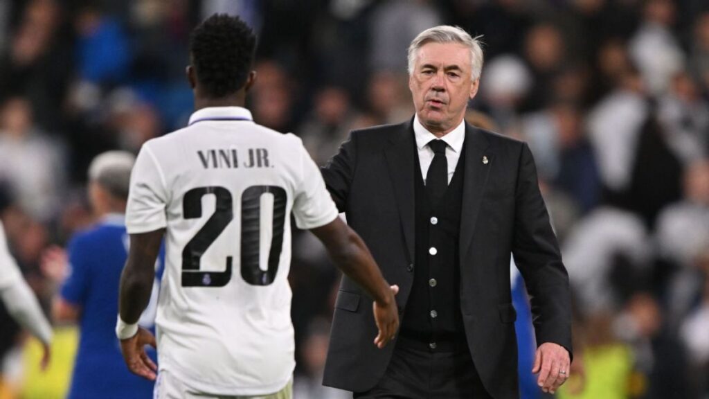 Vinícius rend hommage à Ancelotti : "Le meilleur entraîneur que j’ai eu"