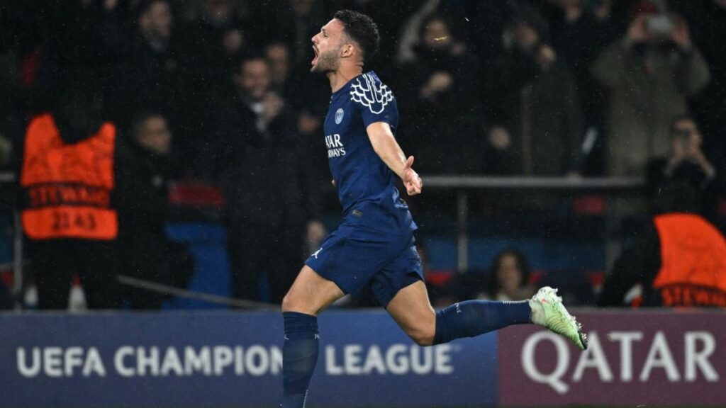 Ligue des champions : le PSG renverse le Barça 2-1