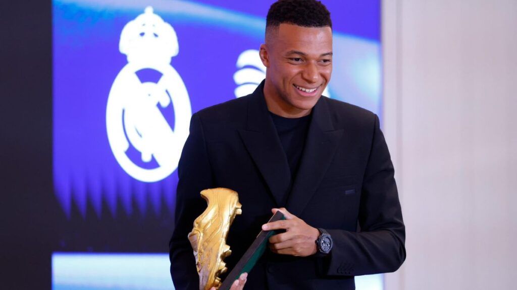 Kylian Mbappé écrit sa légende au Real Madrid après son soulier d'or