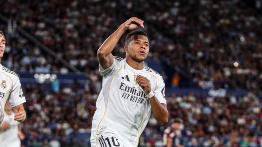Real Madrid 2-1 Barcelone, Mbappé porte encore le Real