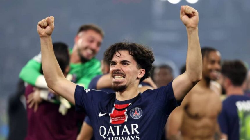 Ligue des champions : le PSG renverse le Barça 2-1