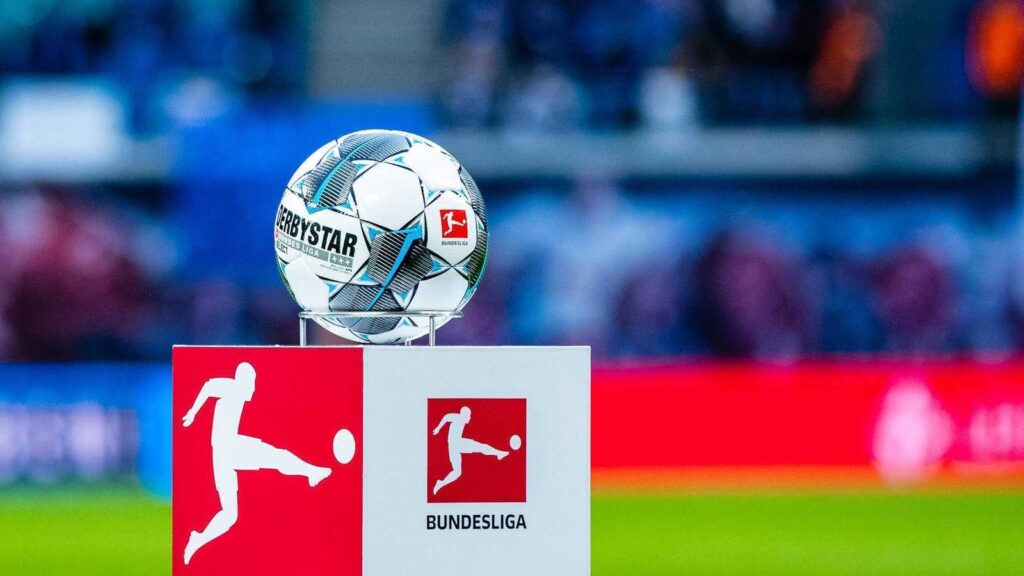 fussball bundesliga symbolbild 100 v gseagaleriexl