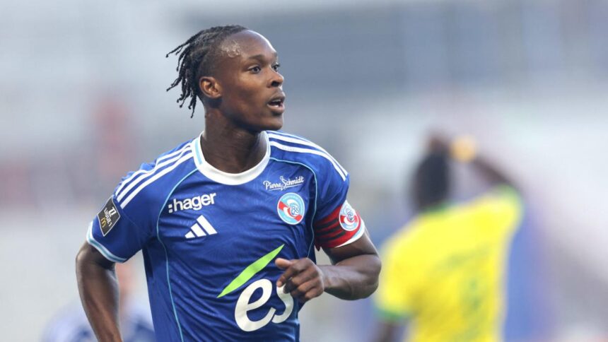 Strasbourg suspend Emanuel Emegha