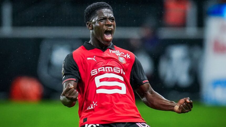 Rennes 3-1 PSG : les Bretons renversent le leader de Ligue 1 sans entraîneur