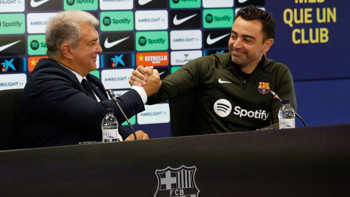La réponse de Laporta à Xavi : les tensions refont surface au FC Barcelone